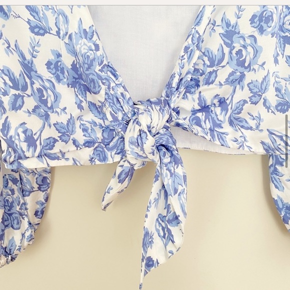 Lovers + Friends crop top - Picture 3 of 5